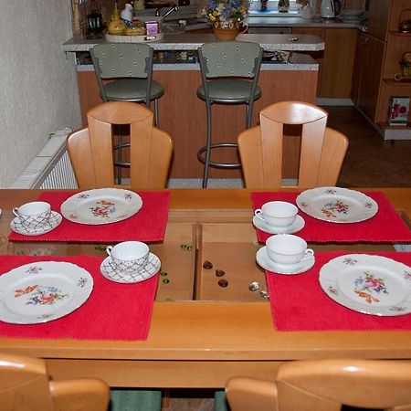 Apartman Na Zahradni Karlovy Vary Esterno foto
