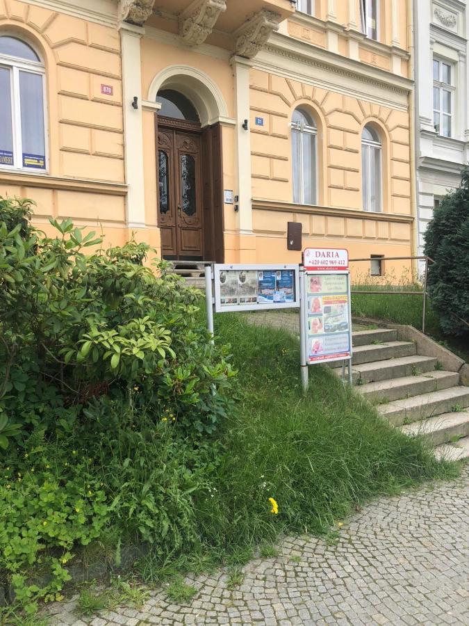 Apartman Na Zahradni Karlovy Vary Esterno foto