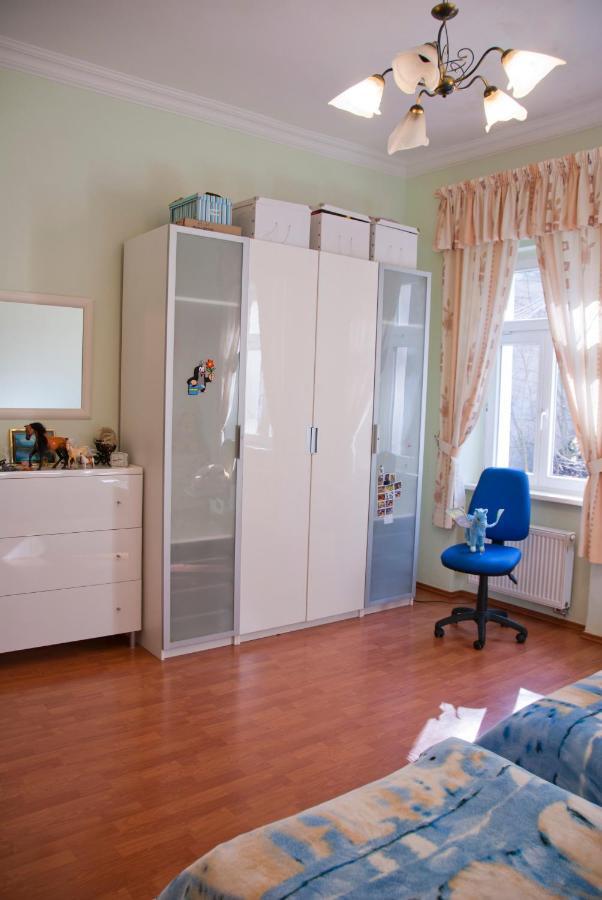 Apartman Na Zahradni Karlovy Vary Esterno foto