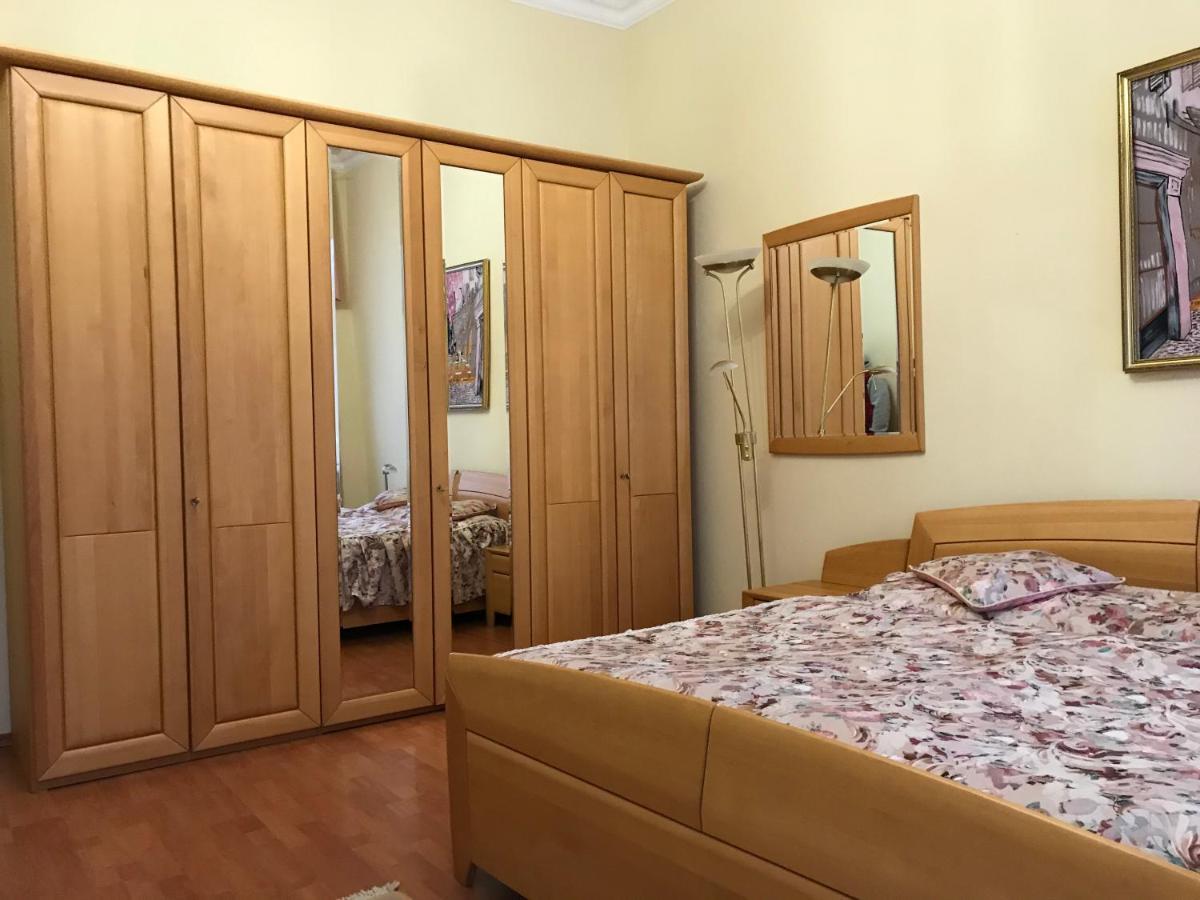 Apartman Na Zahradni Karlovy Vary Esterno foto