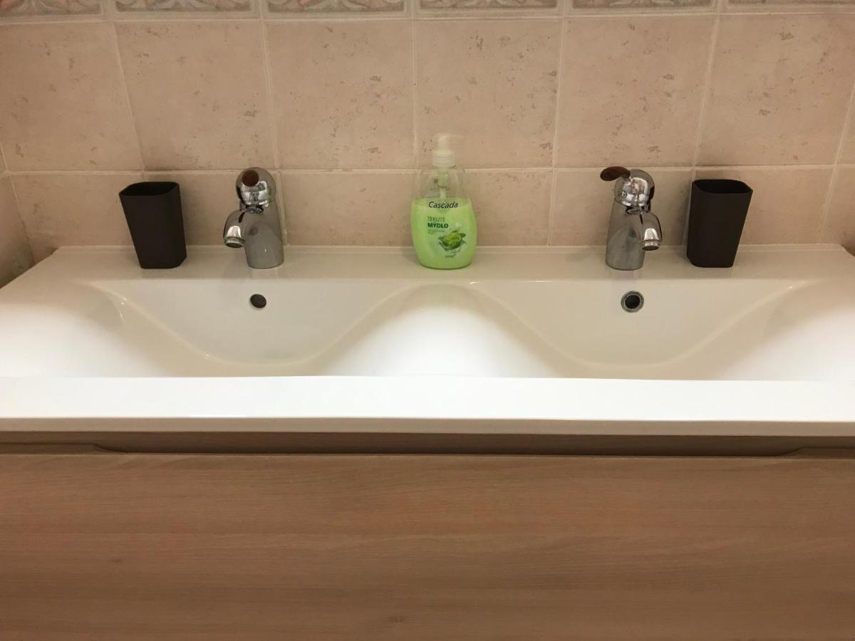 Apartman Na Zahradni Karlovy Vary Esterno foto